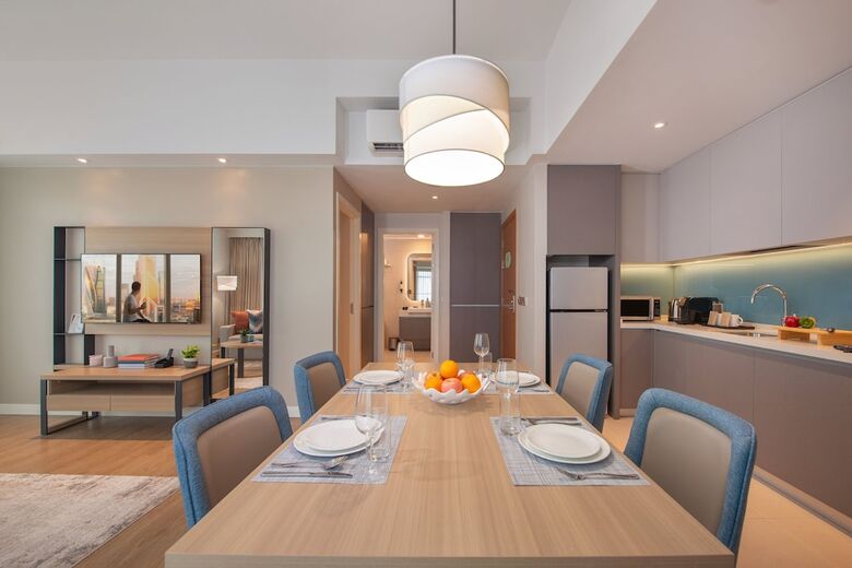 Hotel Citadines Roces Quezon City