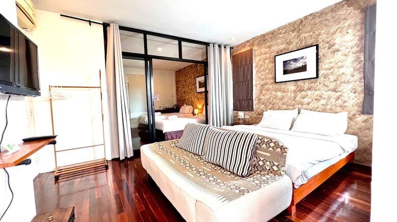 Udee Cozy Hotel