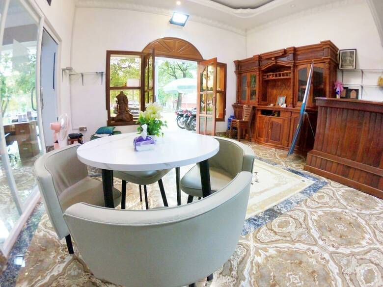 Sarah Guest House