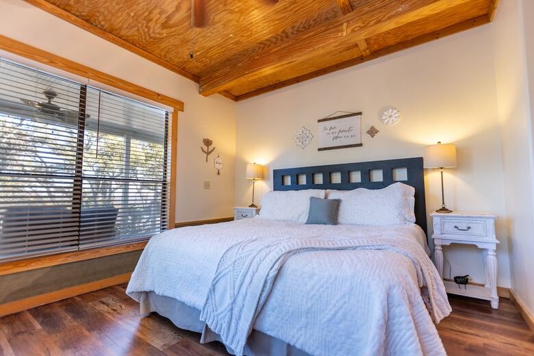 Mystic Hill Suites