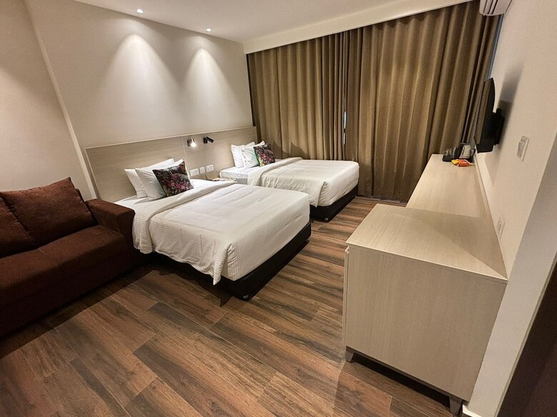 Presidency Airport Hotel