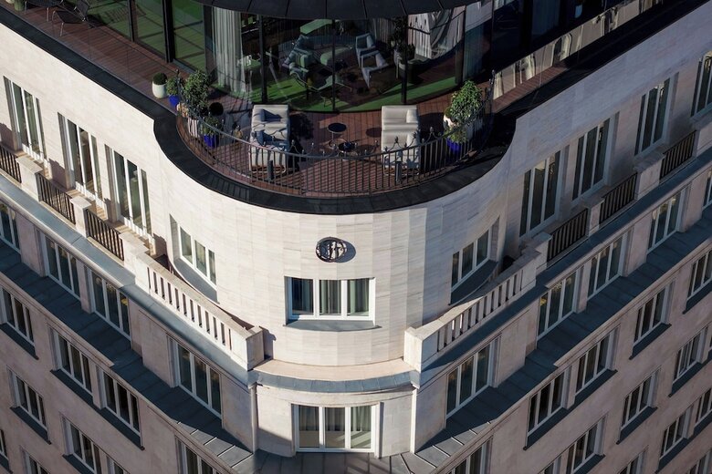 Dorothea Hotel, Budapest, Autograph Collection