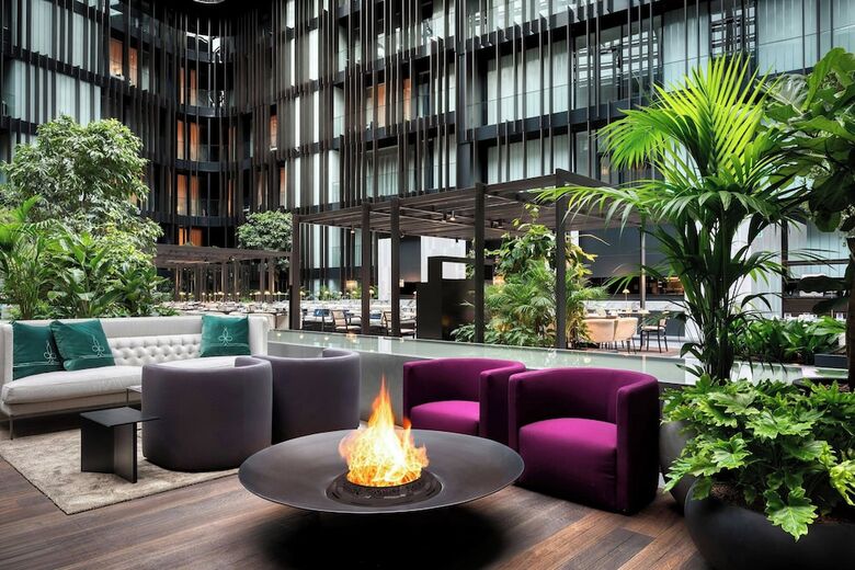 Dorothea Hotel, Budapest, Autograph Collection