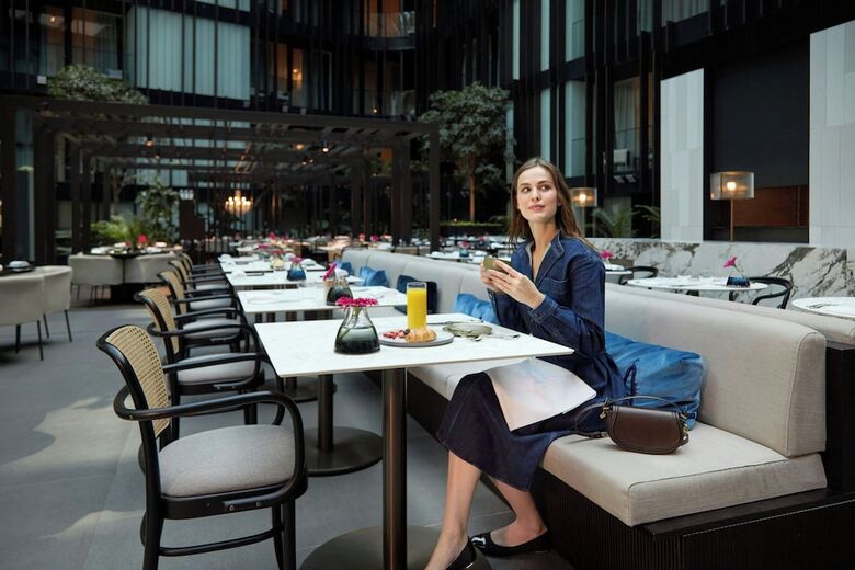 Dorothea Hotel, Budapest, Autograph Collection