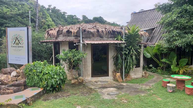 Hotel Cashewnut Tree Resort