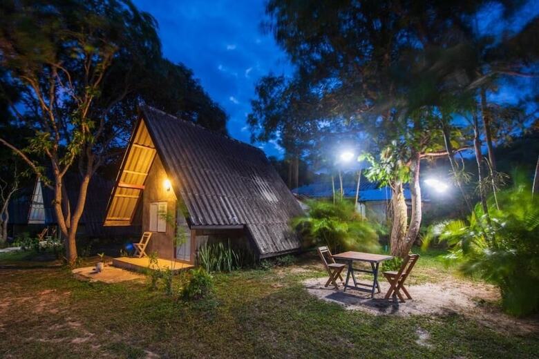 Hotel Cashewnut Tree Resort