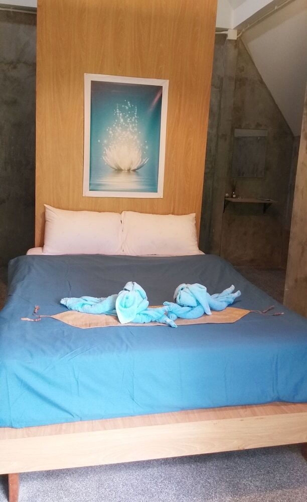 Hotel Cashewnut Tree Resort