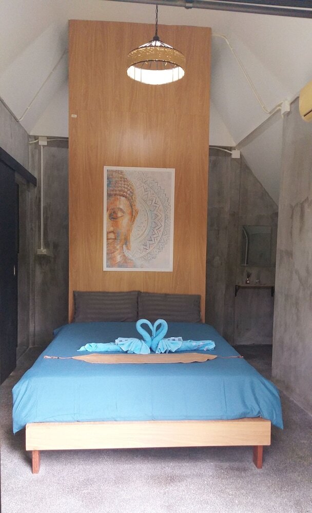 Hotel Cashewnut Tree Resort