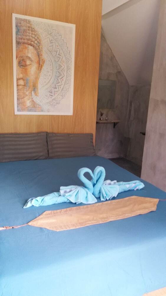 Hotel Cashewnut Tree Resort