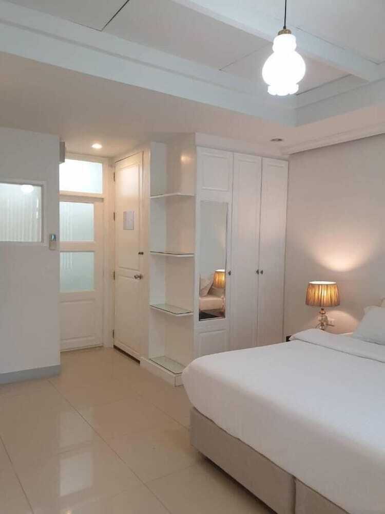 Hotel Ks Suites