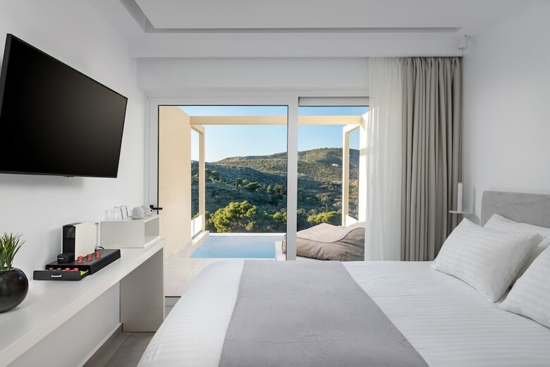 Hotel Myzith Luxury Suites