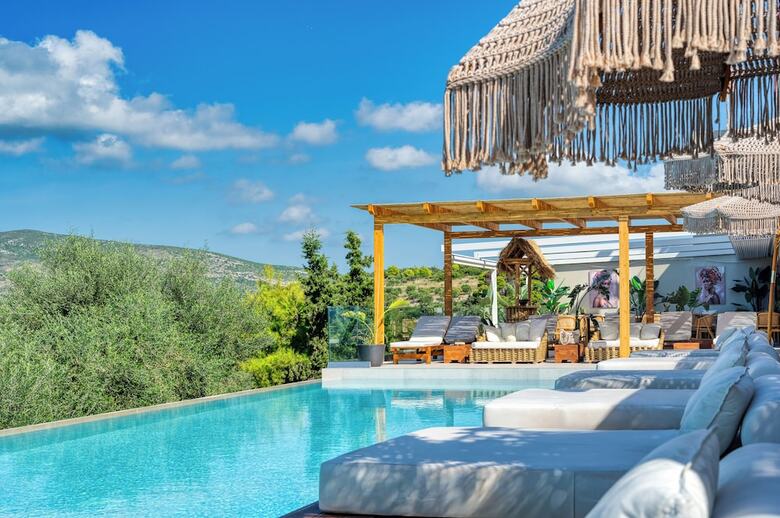 Hotel Myzith Luxury Suites