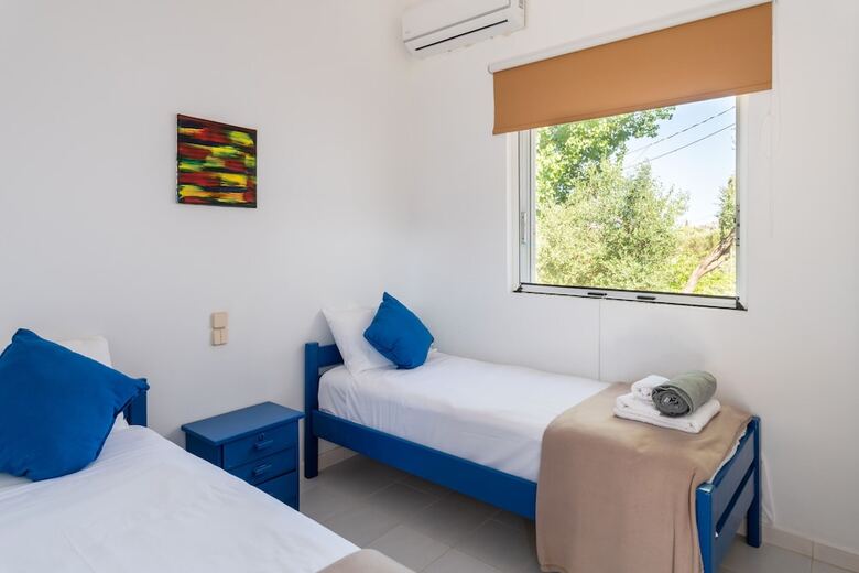 Hotel Costa Avithos