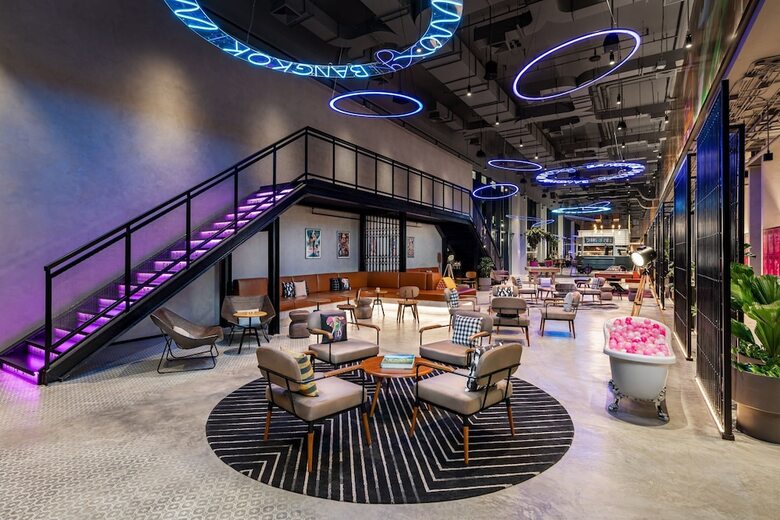 Hotel Moxy Bangkok Ratchaprasong