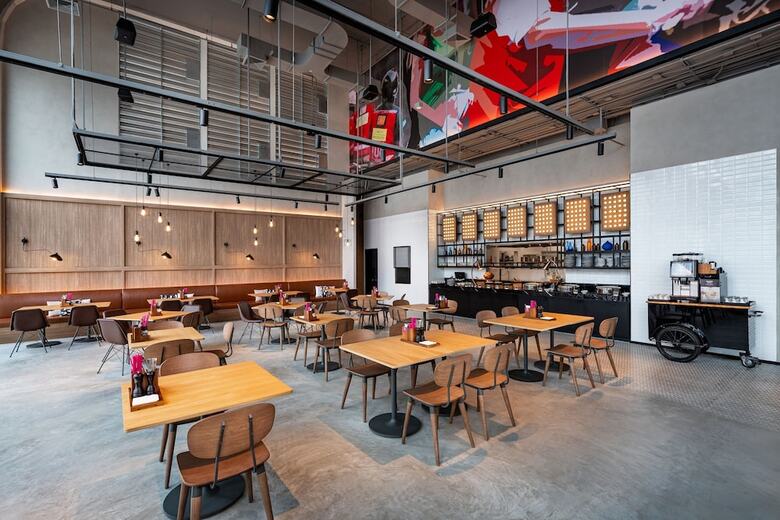 Hotel Moxy Bangkok Ratchaprasong