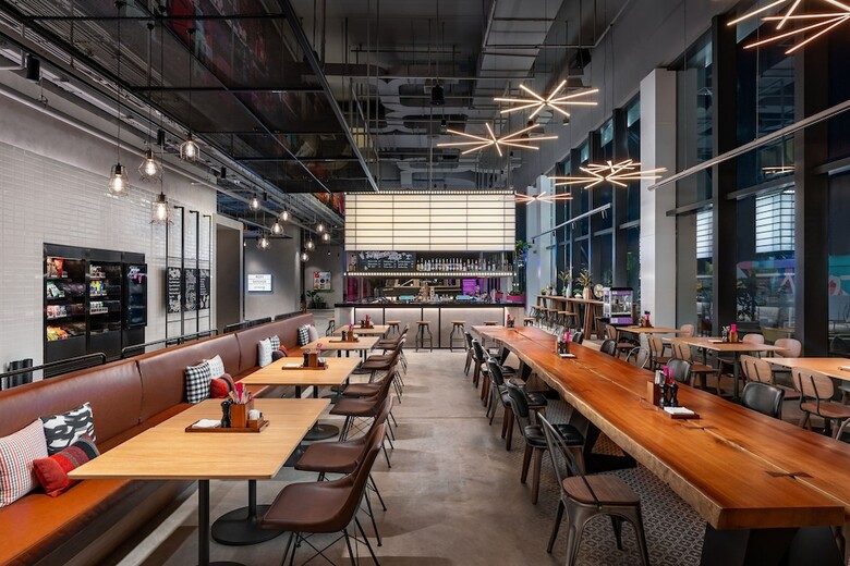 Hotel Moxy Bangkok Ratchaprasong