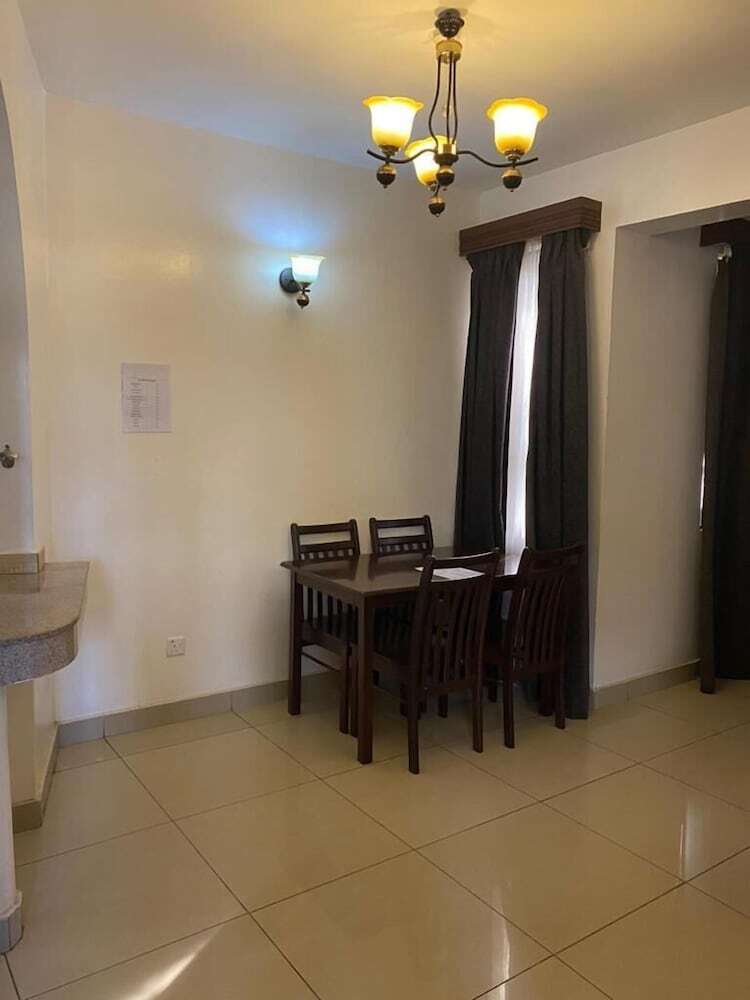Hotel Armaan Suites And Restaurant