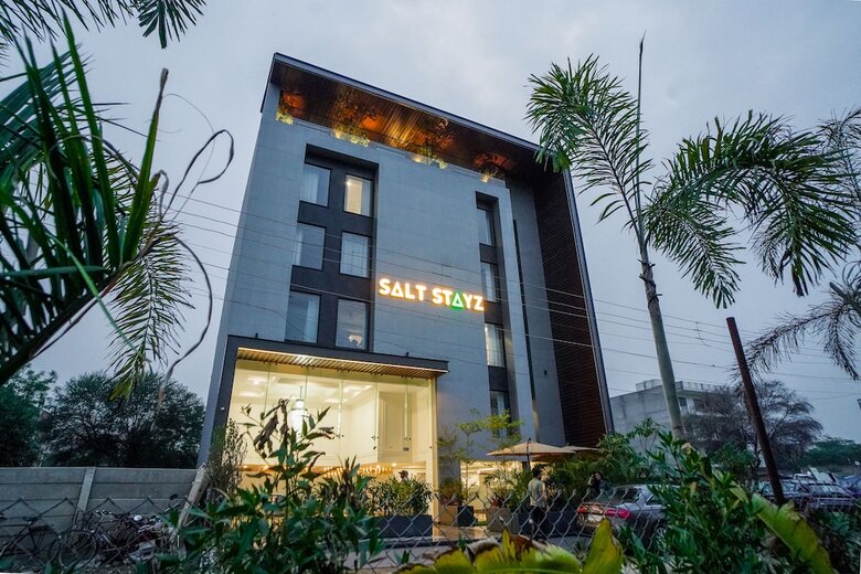 Hotel Saltstayz Select - Golf Course Road & Sector 57