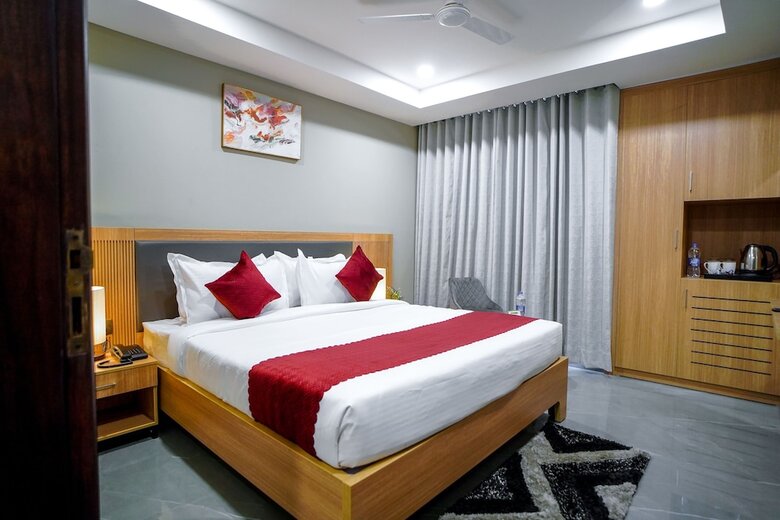 Hotel Saltstayz Select - Golf Course Road & Sector 57