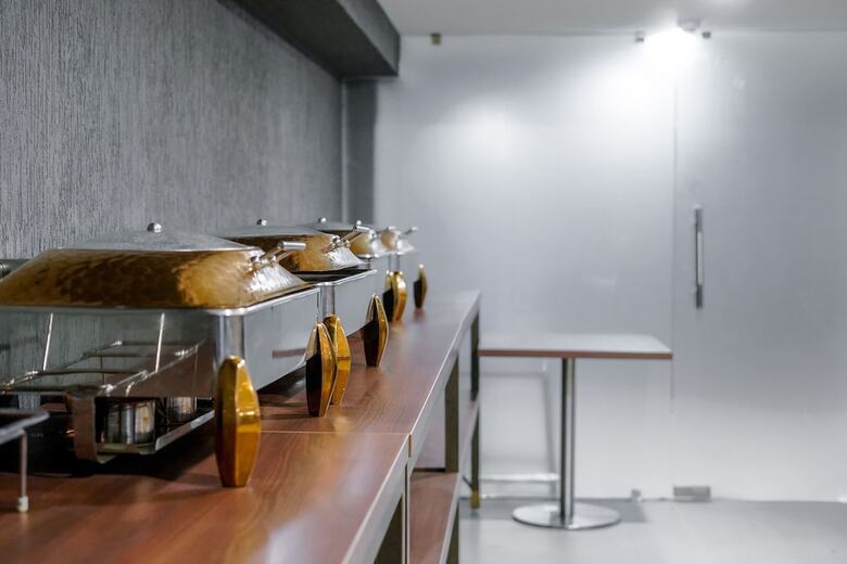Hotel Saltstayz Select - Golf Course Road & Sector 57