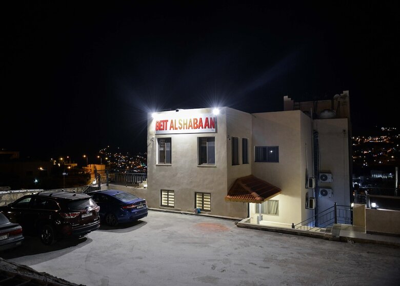 Hotel Beit Alshabaan Inn
