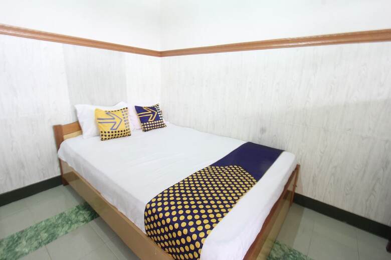 Hotel Oyo Life 93247 Pondok Pariwisata