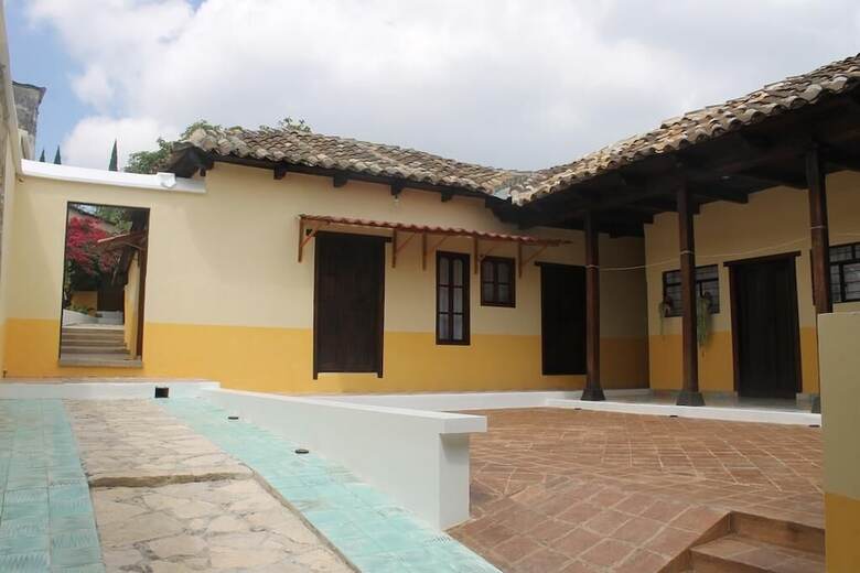 Hotel De Las Flores