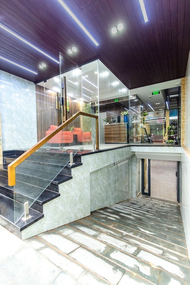 M.ia Beach Hotel & Apartment Da Nang