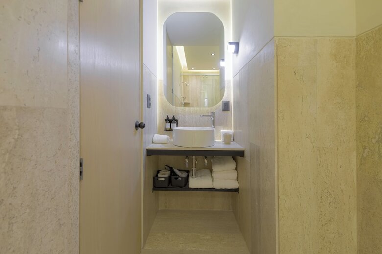 Apartamentos Capitalia Aristoteles Polanco