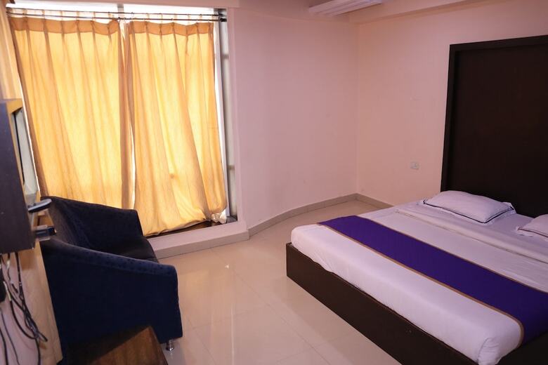 Hotel Smilestay Bns Lodge