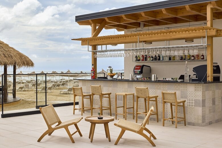 Hotel Sol Tropikal Durres