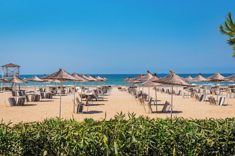 Hotel Sol Tropikal Durres