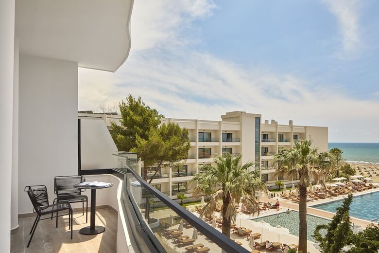 Hotel Sol Tropikal Durres