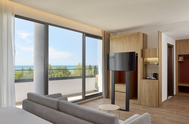 Hotel Sol Tropikal Durres