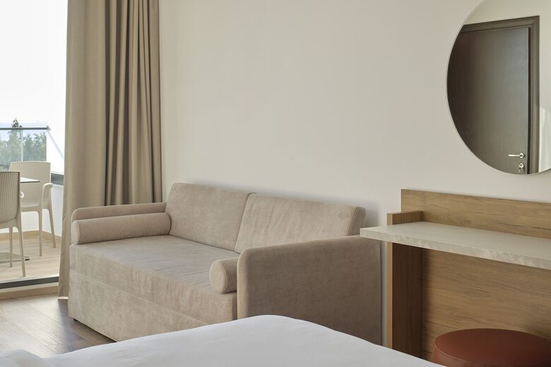 Hotel Sol Tropikal Durres