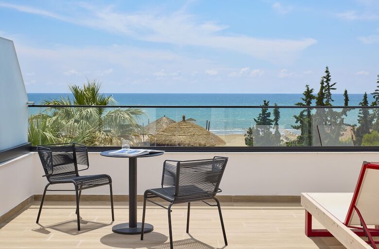 Hotel Sol Tropikal Durres