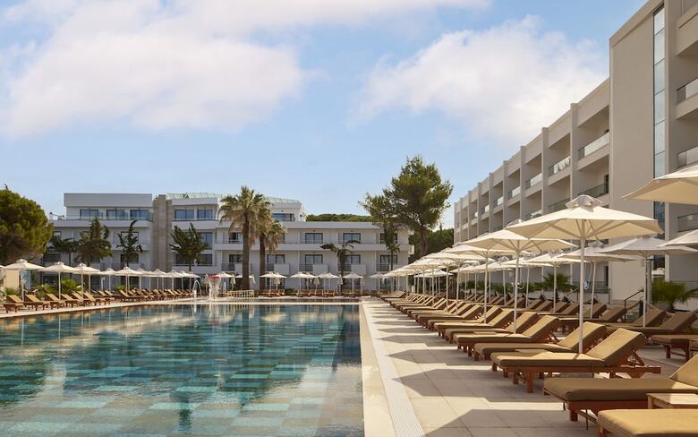 Hotel Sol Tropikal Durres