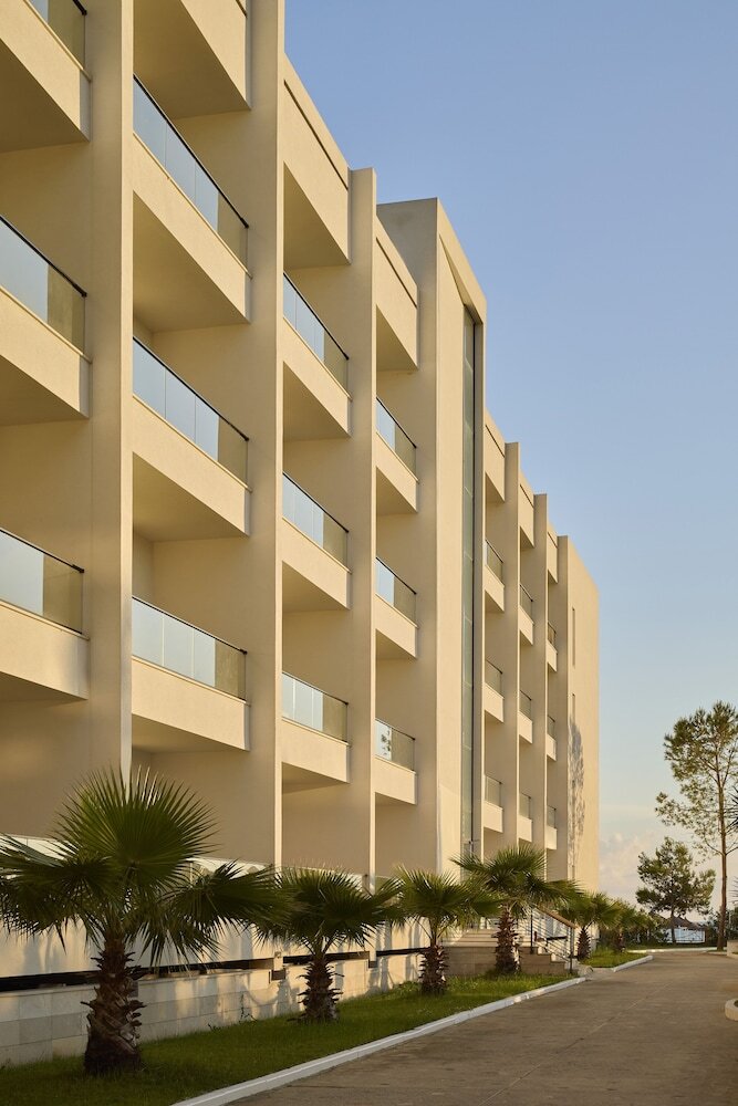Hotel Sol Tropikal Durres