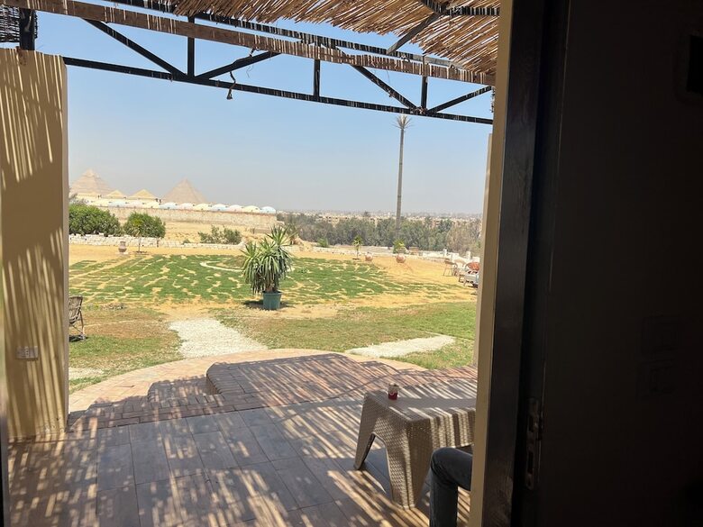 Bed & Breakfast Camp Pyramids View Hotel