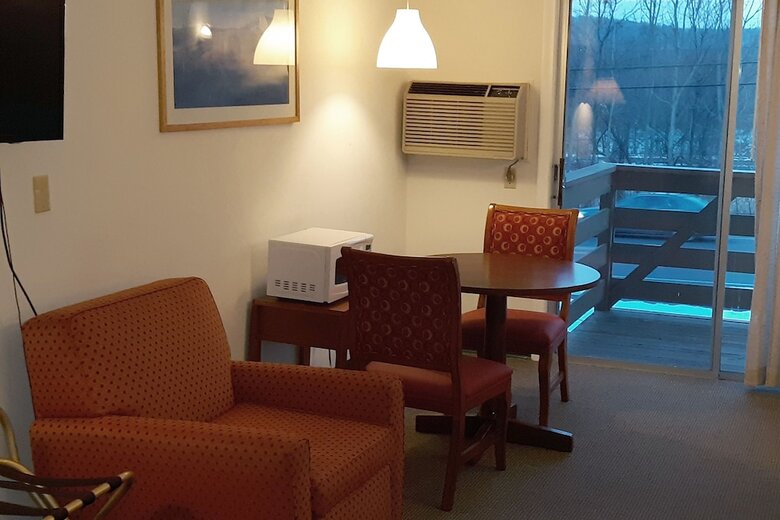 Hotel Iron Horse Inn