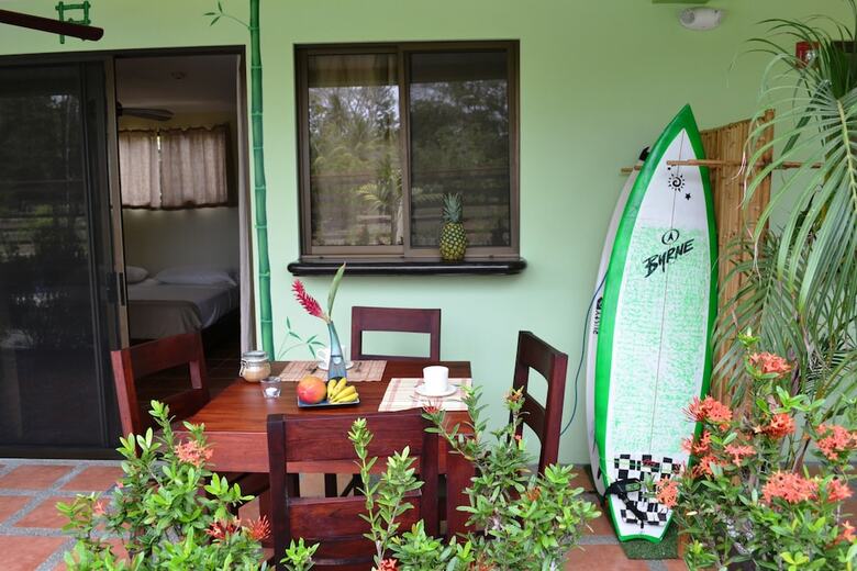 Bed & Breakfast Mavi Surf Hotel