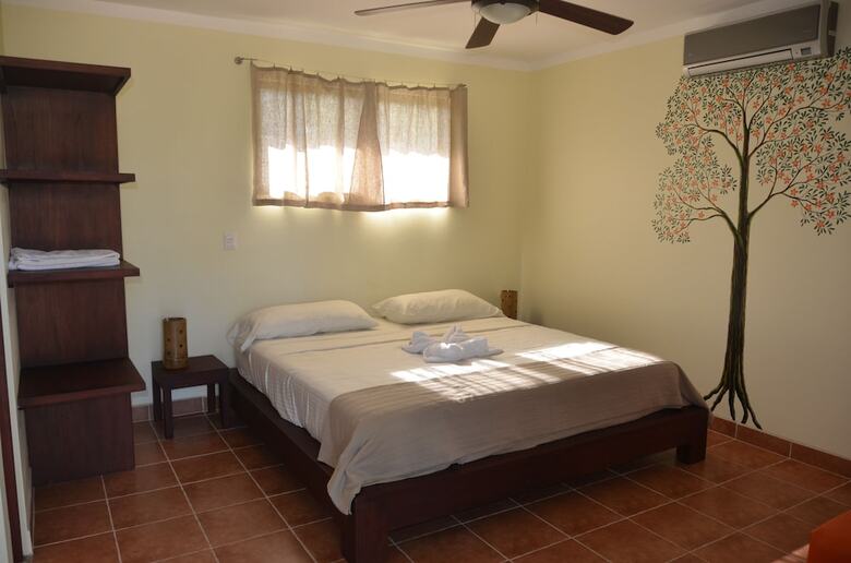 Bed & Breakfast Mavi Surf Hotel