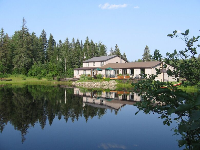 Bed & Breakfast Auberge Au Phil De L'eau