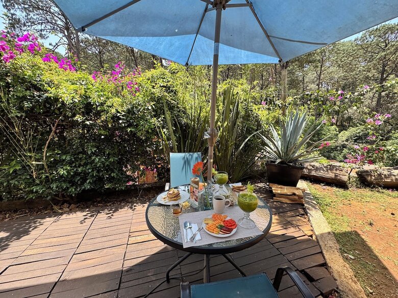 Encino House Hotel Boutique