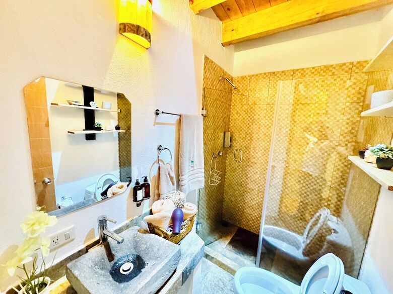 Encino House Hotel Boutique