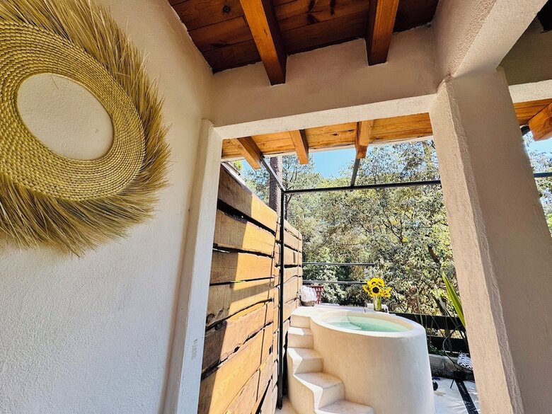 Encino House Hotel Boutique