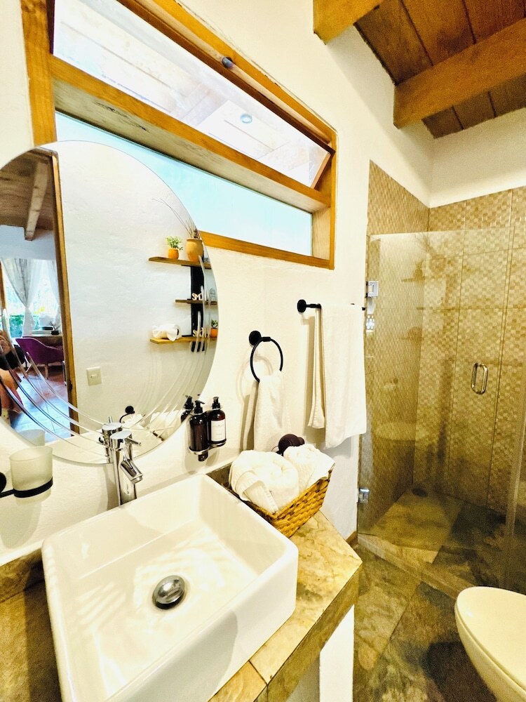 Encino House Hotel Boutique