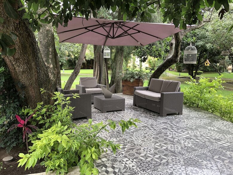 Hotel El Jard�n De En Medio