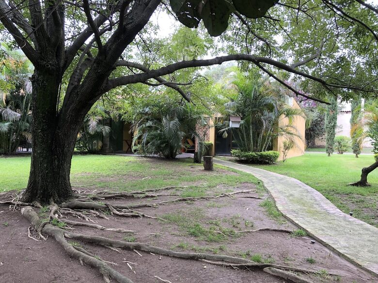 Hotel El Jard�n De En Medio