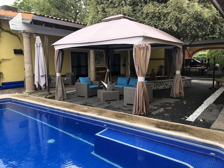 Hotel El Jard�n De En Medio